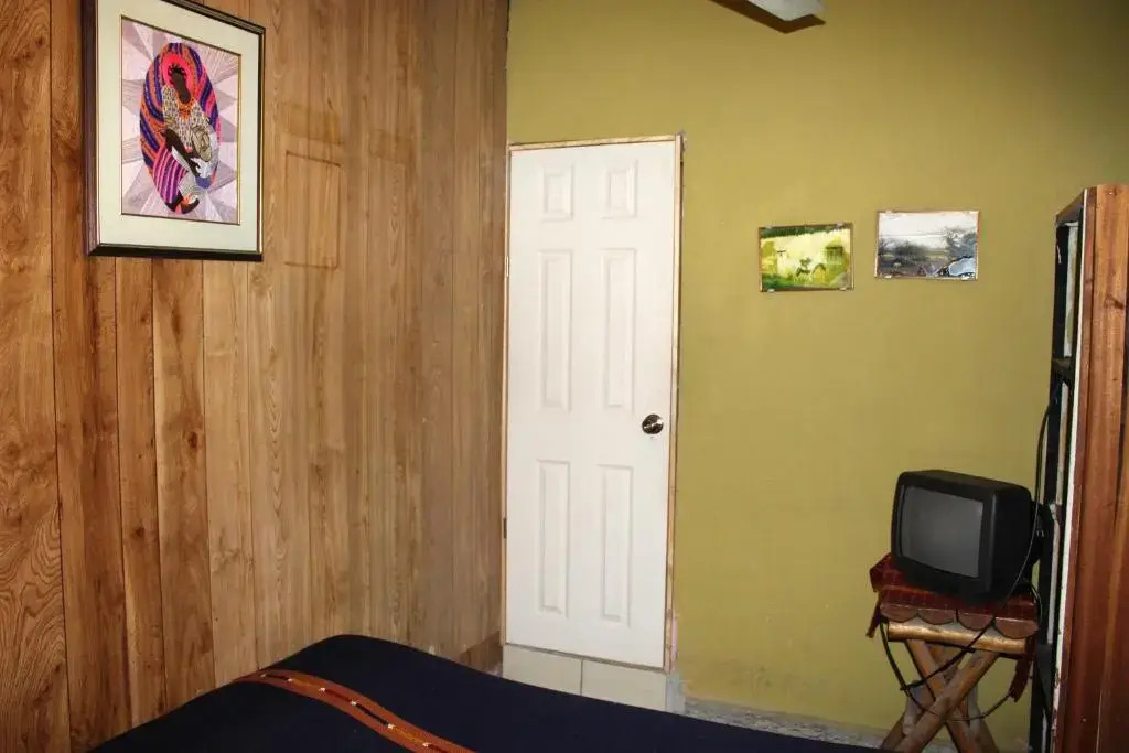 Ximena s Guest House