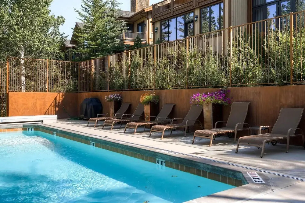 Little Belle - 4BR Townhome + Private Hot Tub #8 - LLH 61585