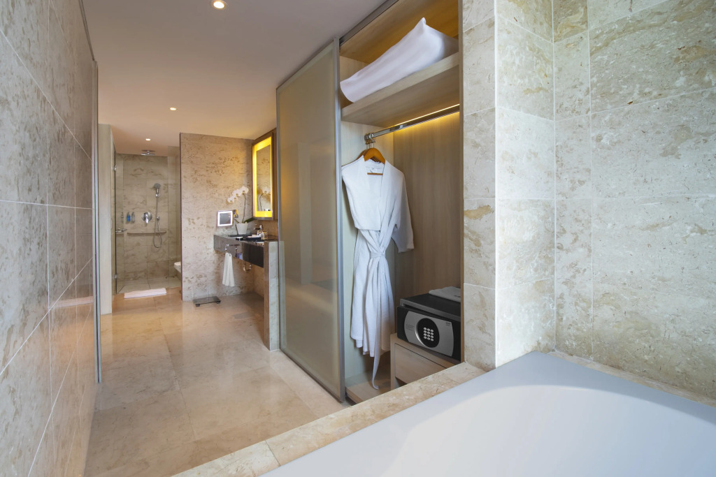 Sovereign Bali Hotel