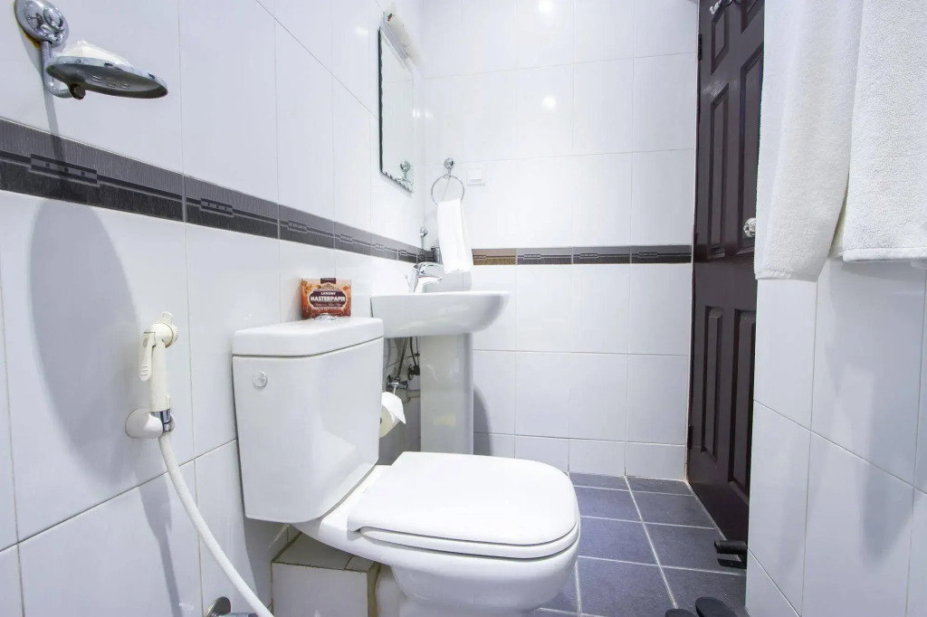 Retreat Serviced Apartment