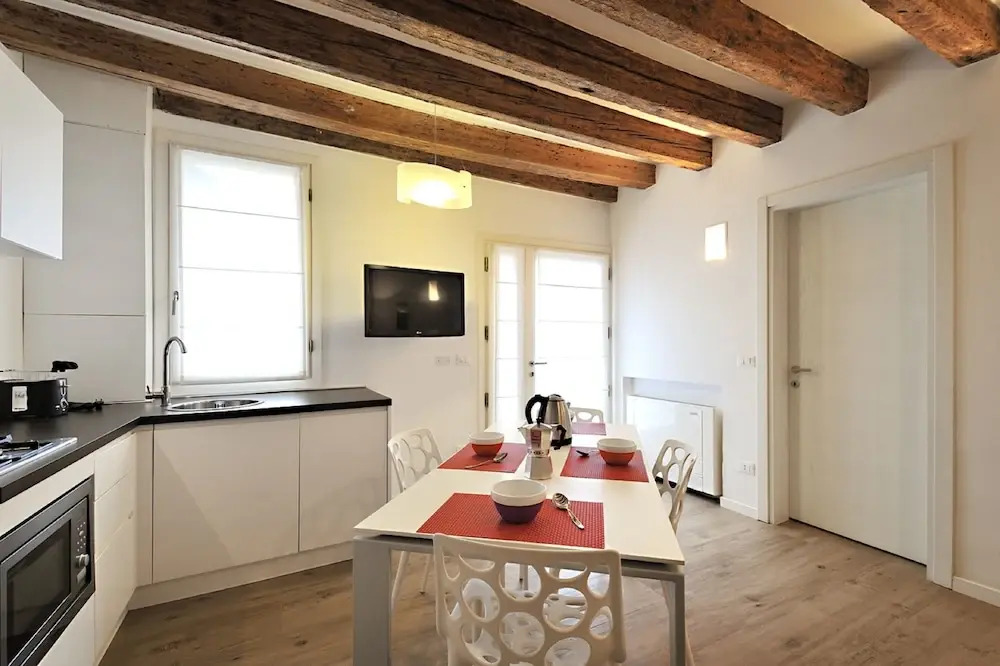 St. Mark'S Suite