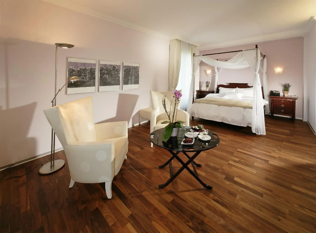 Ferienwohnungen Hotel Eden Spiez