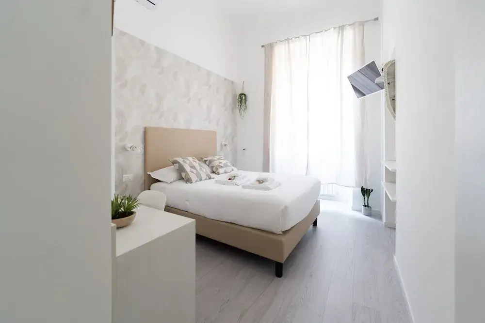 White Gioberti Apartments