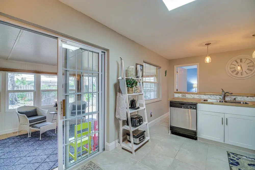 Lovely Merritt Island Home w/ Kayak + Fire Pit!