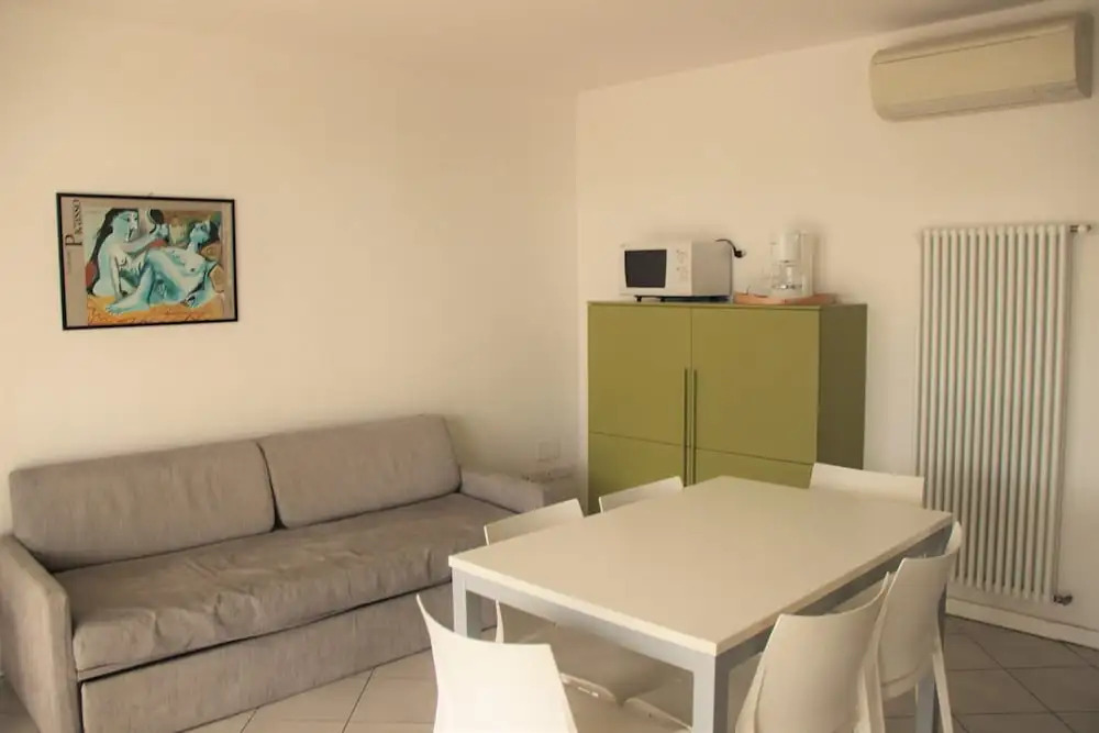 Modern Flat 80 mt From the Beach