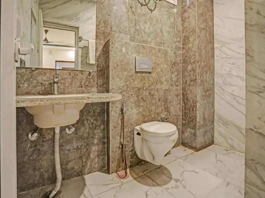 Hotel Noida Grand 58