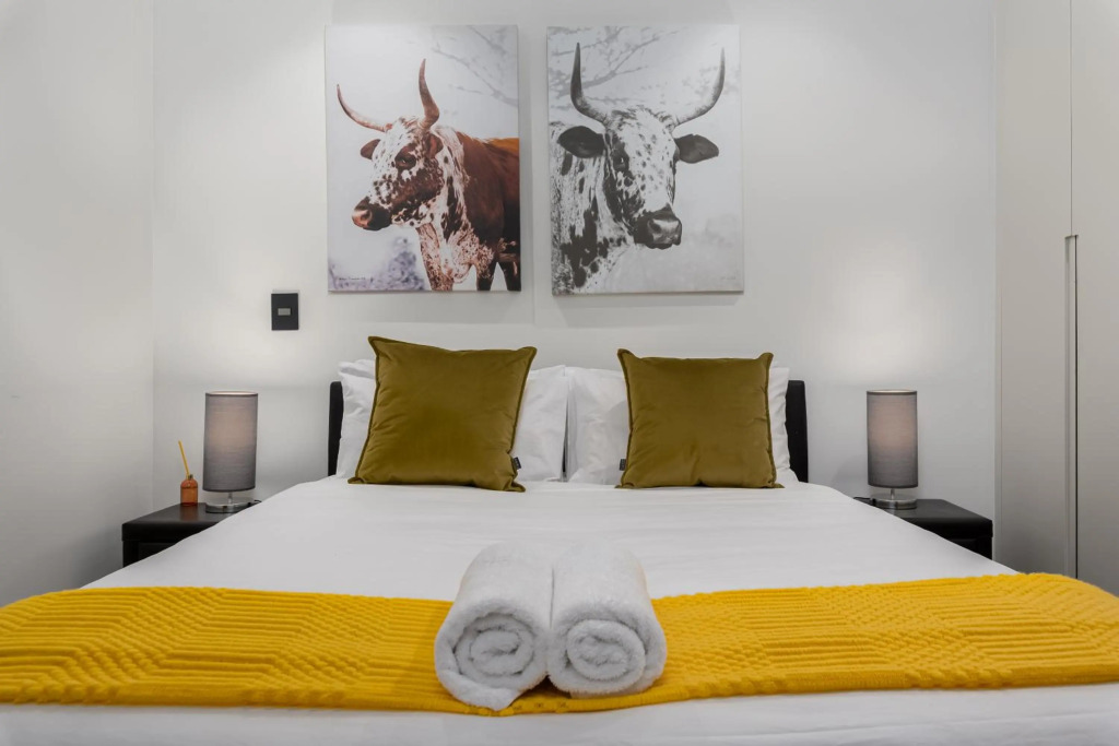 The Signature Apartments