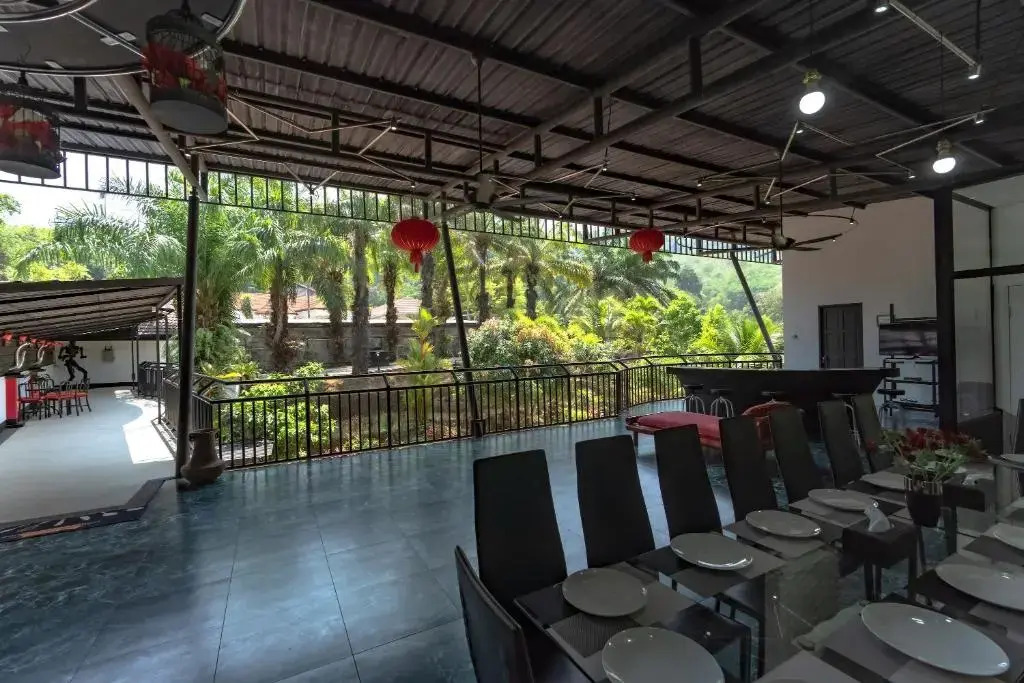 Luxurious 10-Bedroom Villa with Private Pool in Chalong, Phuket