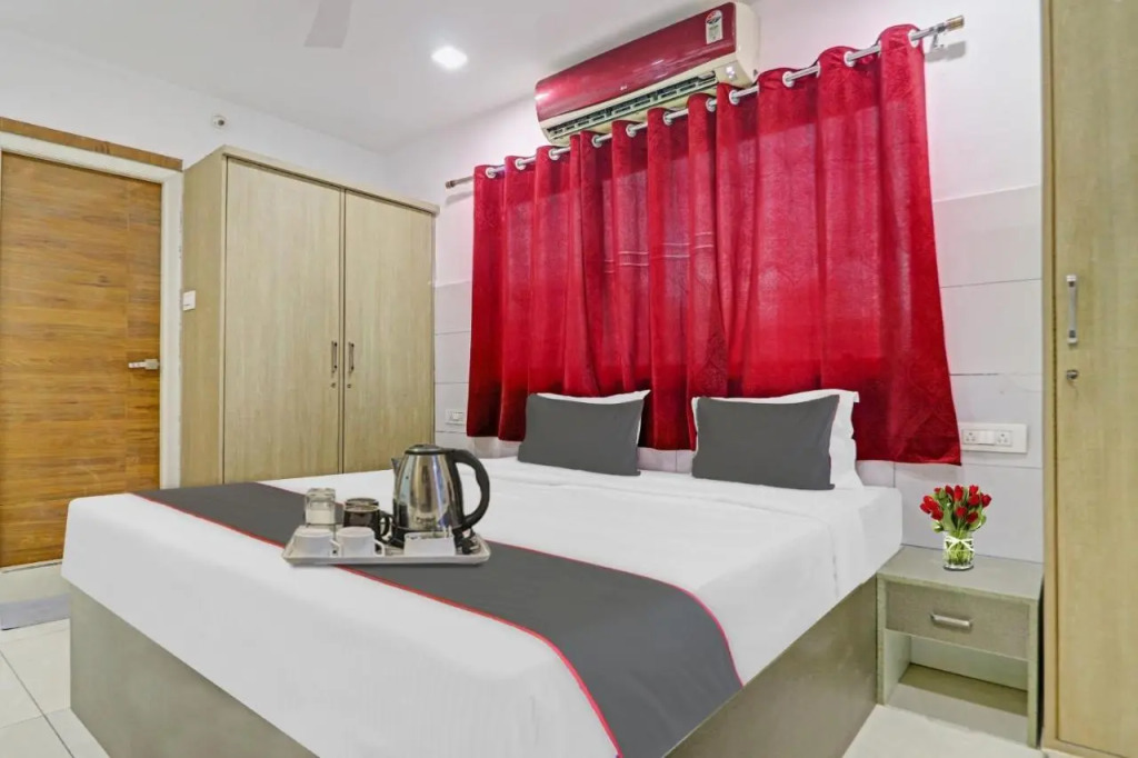 Royal Grand Inn