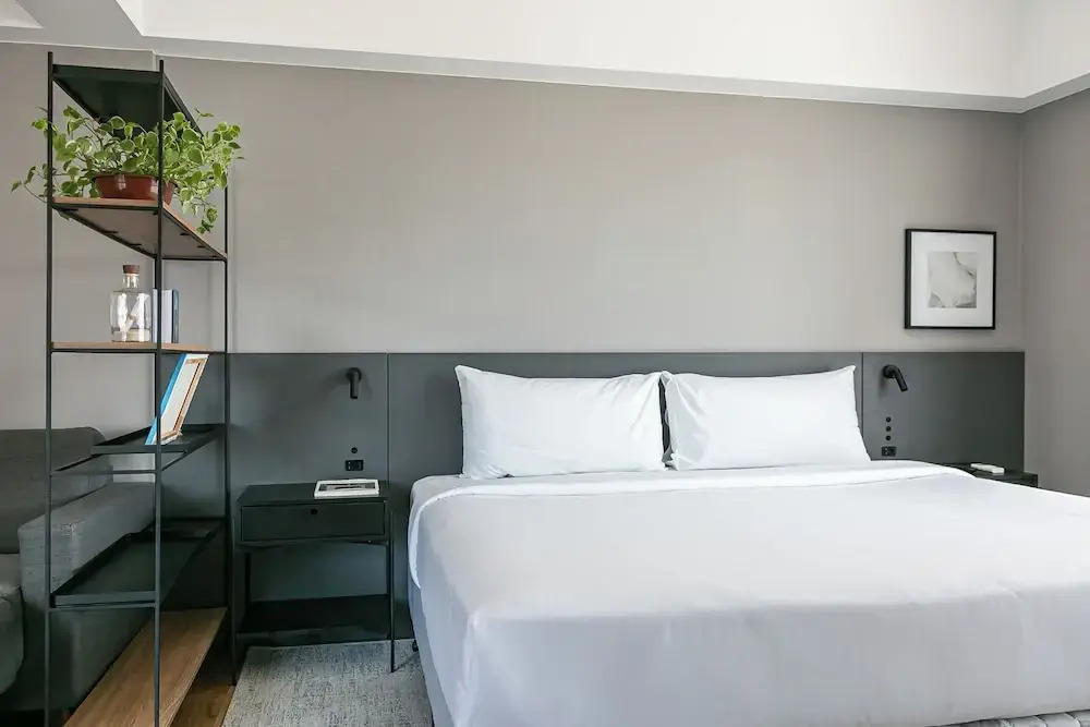 Studios Rio Branco by Viva - Prédio moderno, aptos com cama king-size no centro de Floripa