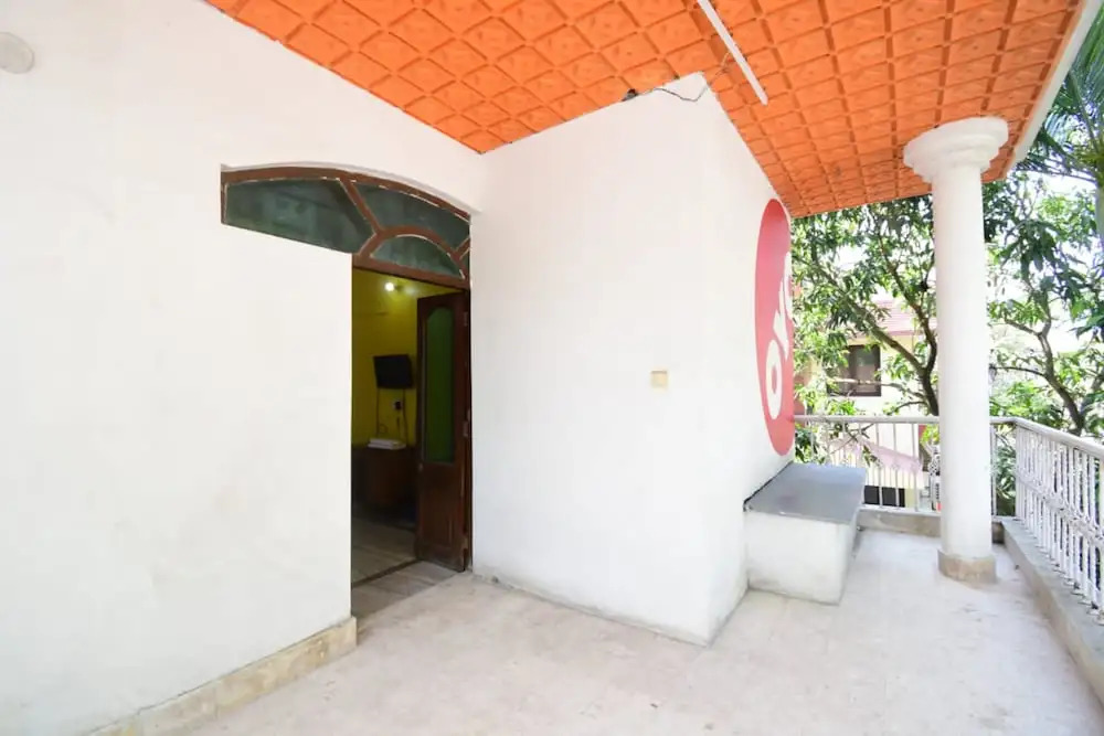 Goroomgo Hotel Wow Kolkata