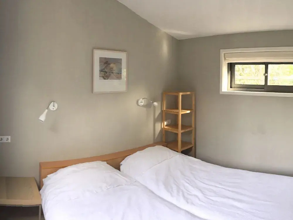 Tranquil Holiday Home in Ouddorp near Nature Reserve