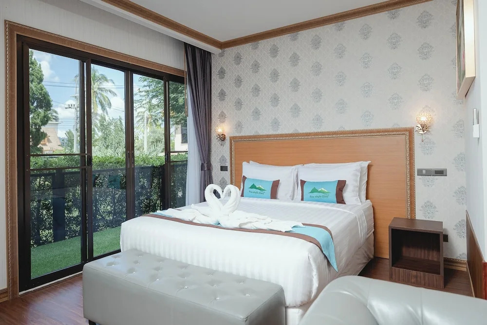 Baan Plaifah Khao Yai Hotel