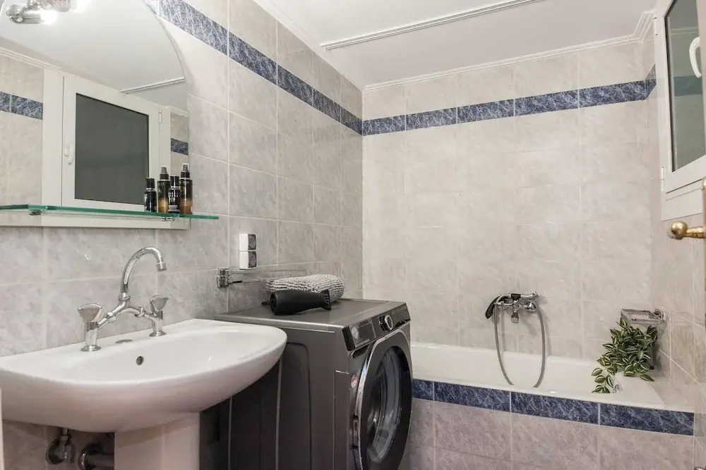 Fashionable Apt in Ano Kipseli w Balcony