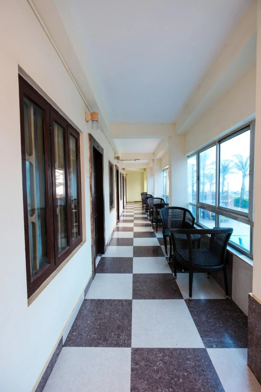 Hotel Sapphire International
