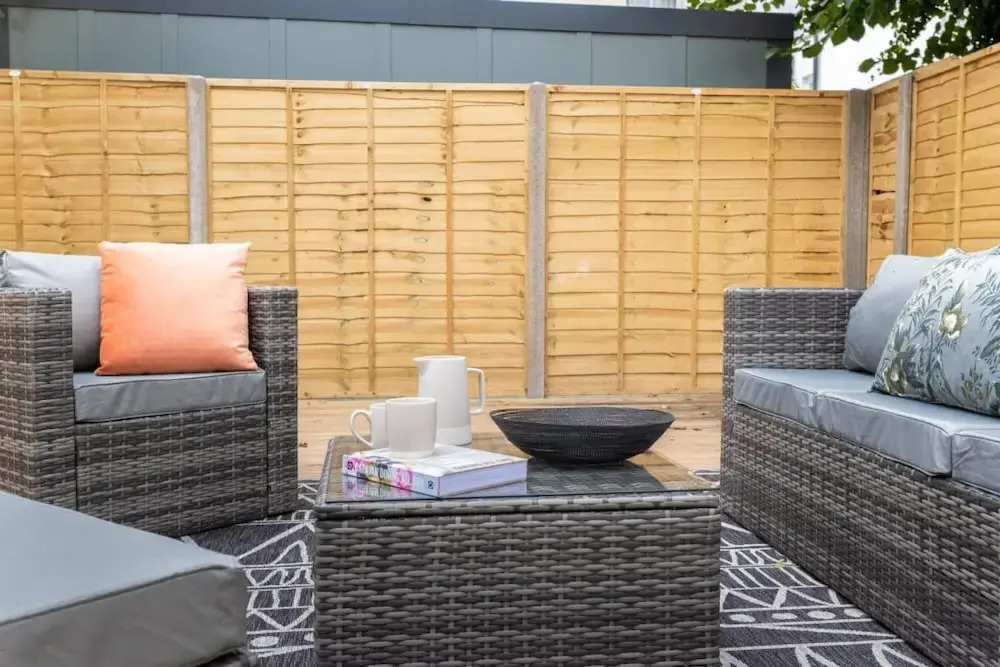 The Brixton Hill - Modern & Bright 2BDR Apartment with Garden