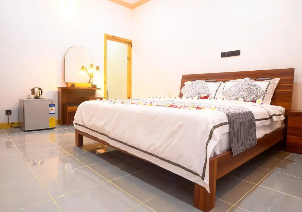 Ukulhas Breeze Inn