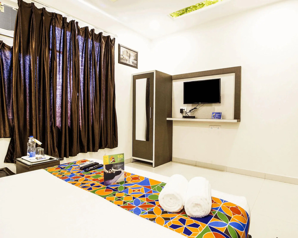 FabHotel Rosewood Inn