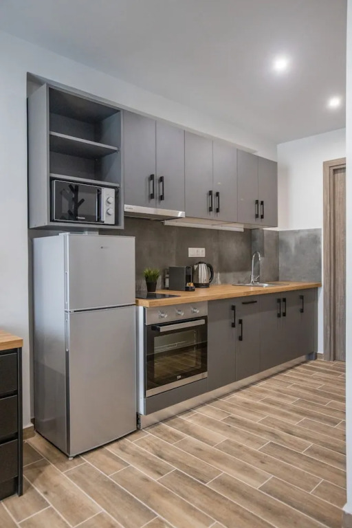 Raise Averof Serviced Apartments
