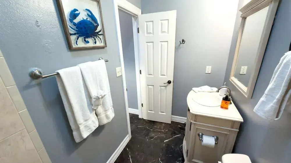 100 Steps To Beach Great Value Pool 2 Bedroom Apts