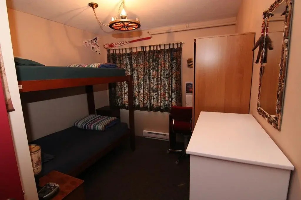Upper Deck Hostel