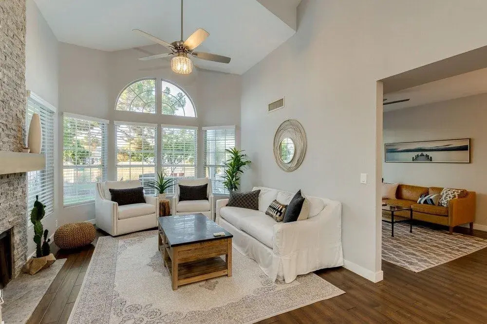 Waterfront w/ Heated Pool and a Paddle Boat in Gilbert! by Redawning