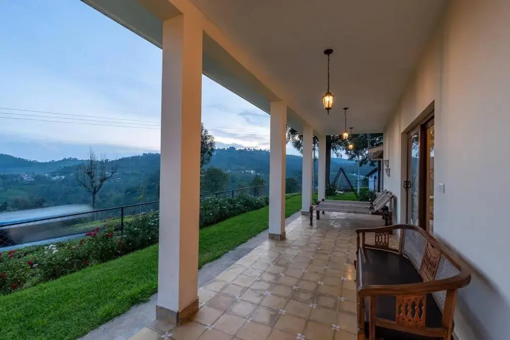 Claire 1br luxurious room overlooking plantation