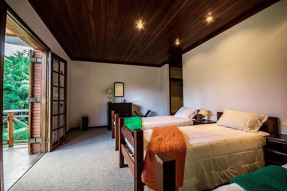 Paradise Hotel Boutique