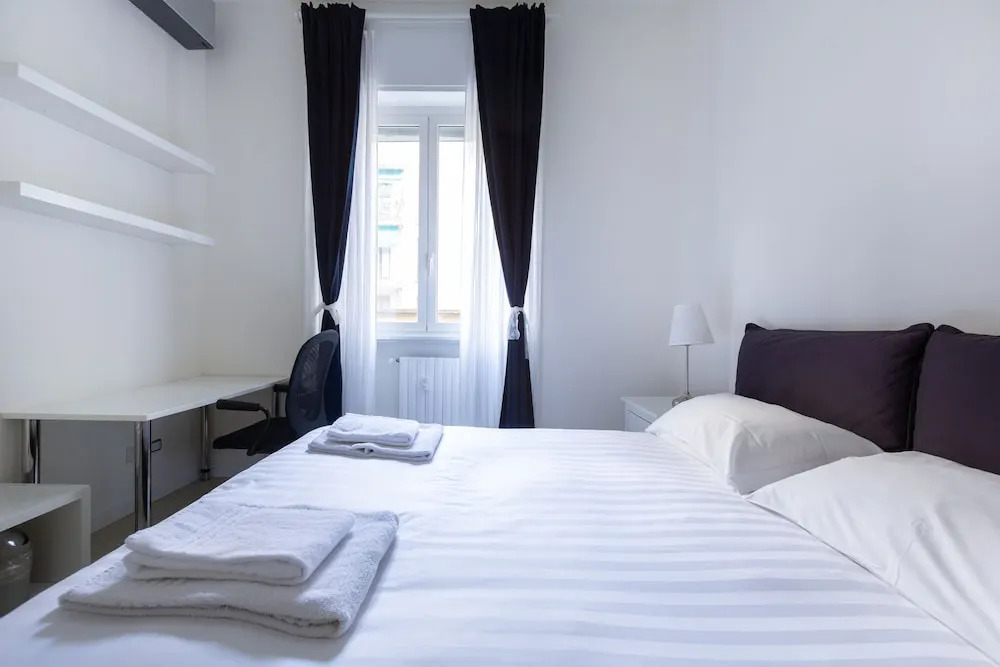Porta Volta Bright and Roomy Flat