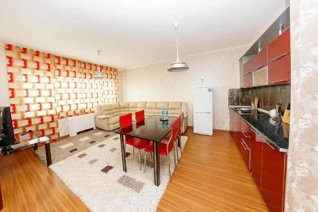 2 Rooms Dostyk 5 Apatment
