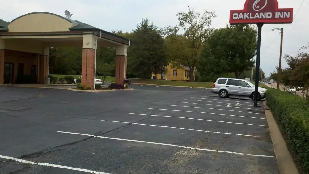 Oakland Inn