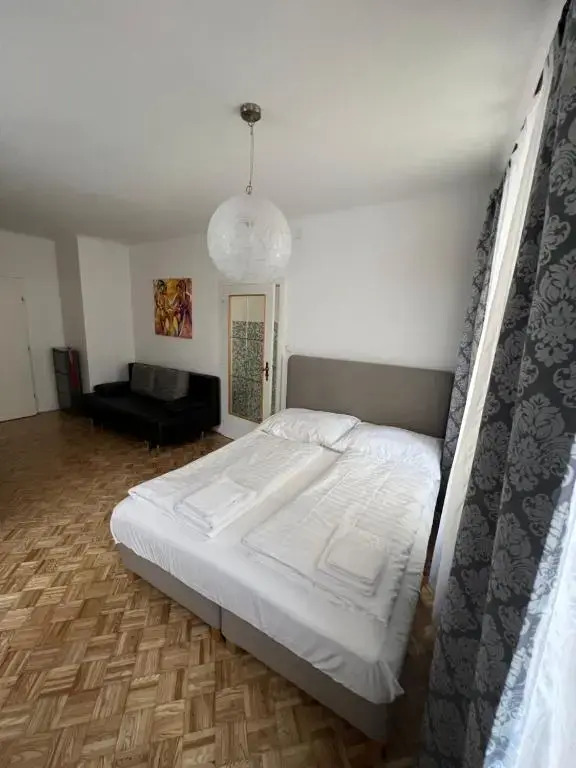 Guesthouse Mozart - Apartment House