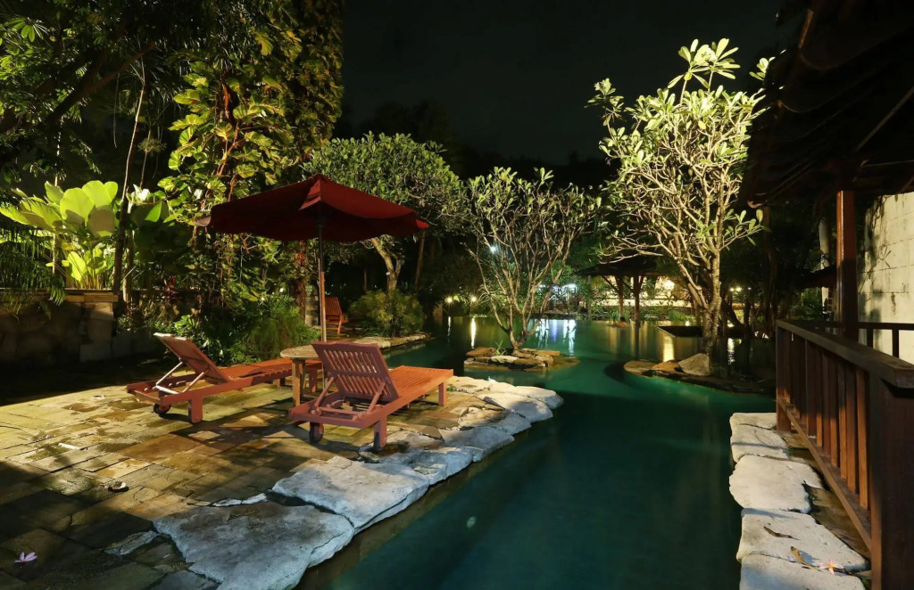 Lorin Syariah Solo Hotel