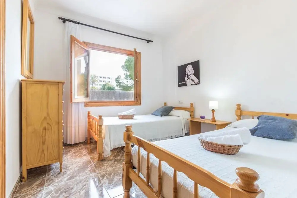 Chalet Falcó with Private Pool and Garden