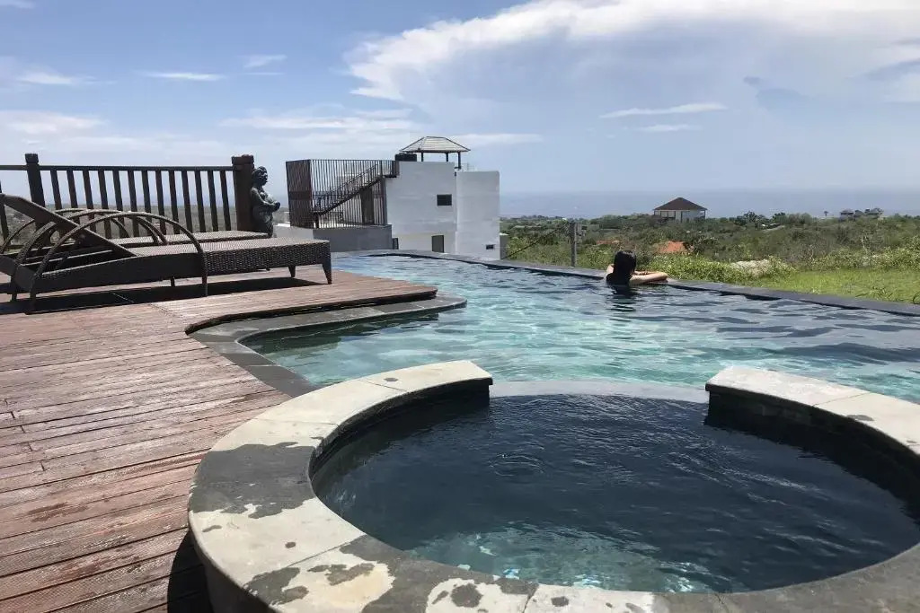 The Ocean Views Luxury Villas & Apartment