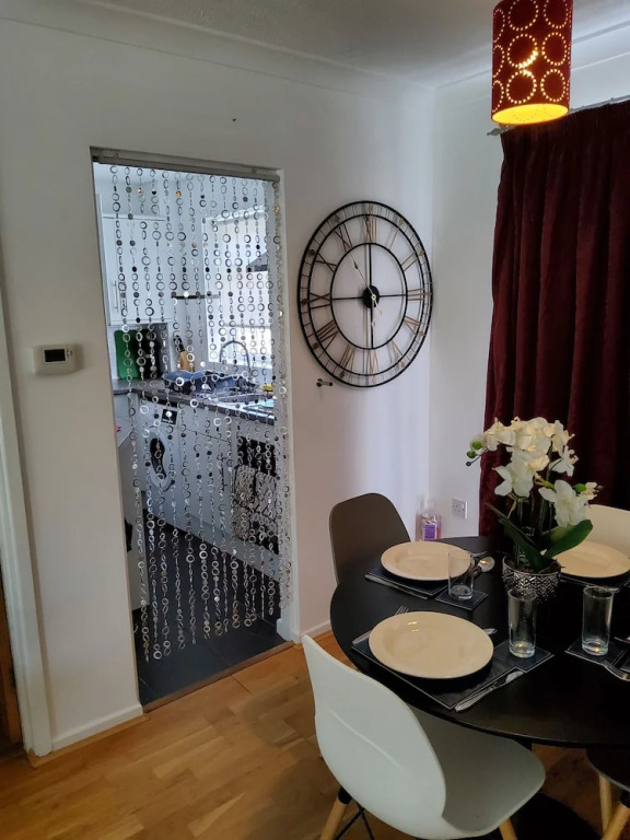 Charming 2-bed Apartment Located in Elham Norwich