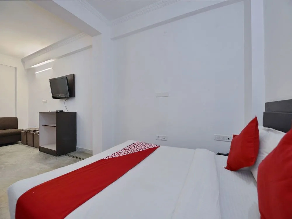 OYO 8832 Hotel jaipur Classic