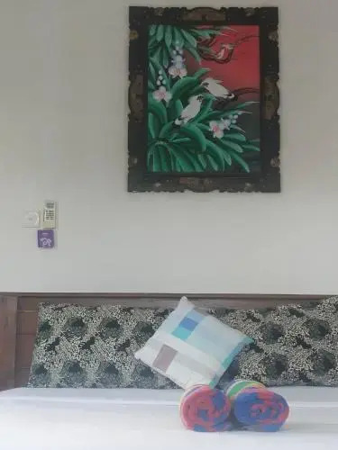 Santa Fe Homestay & Warong