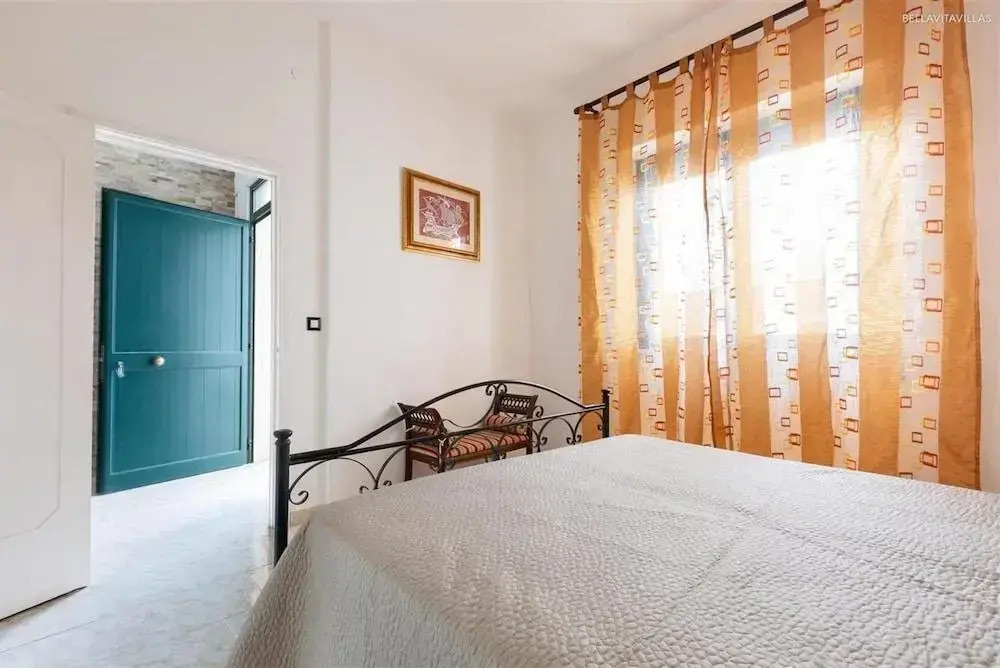 1748 Villetta Albachiara