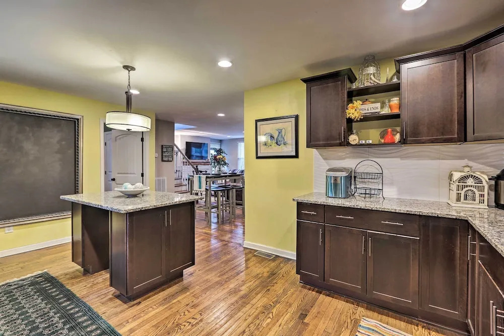 Nashville Home w/ Fire Pit & Yard, 3 Mi to Dwtn