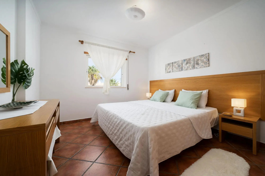 Family Holiday Apartment - Centrally Located - Vale de Parra