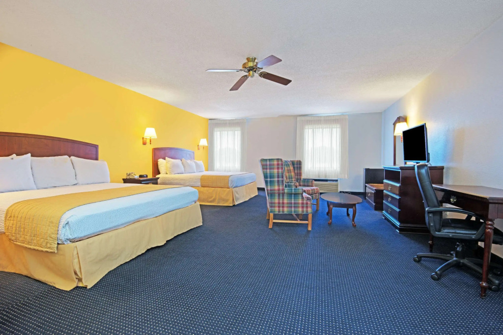 Days Inn - Troy
