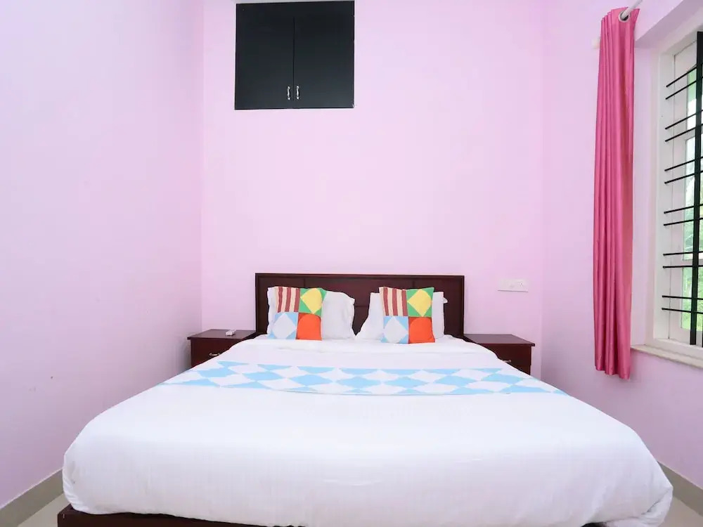 Serene Stay The Morning Dew by OYO Rooms