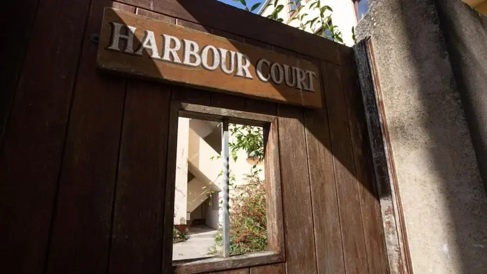 Harbour Court 6