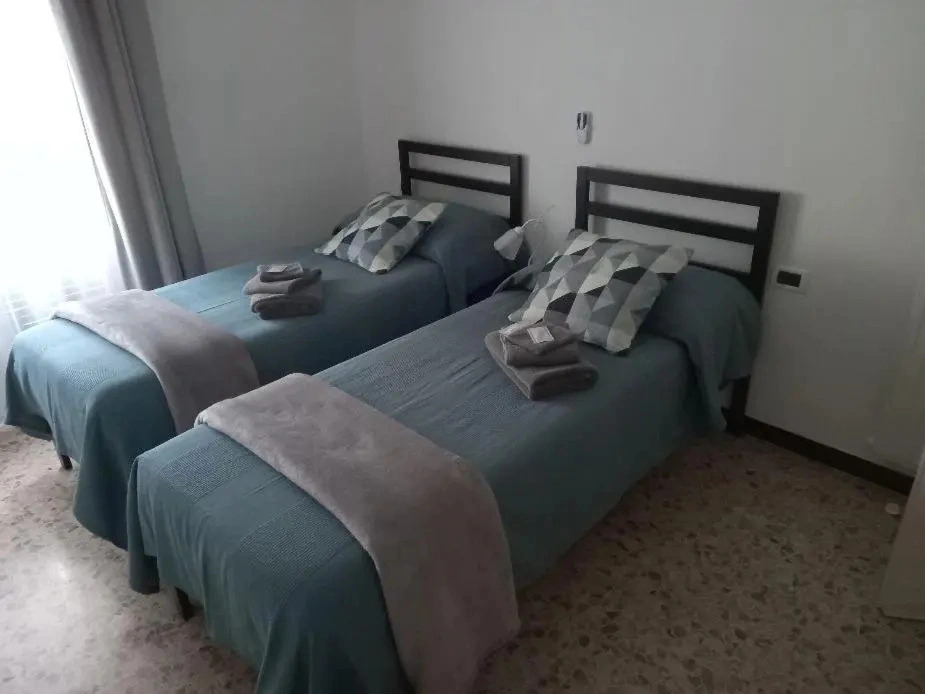 Dana'S House