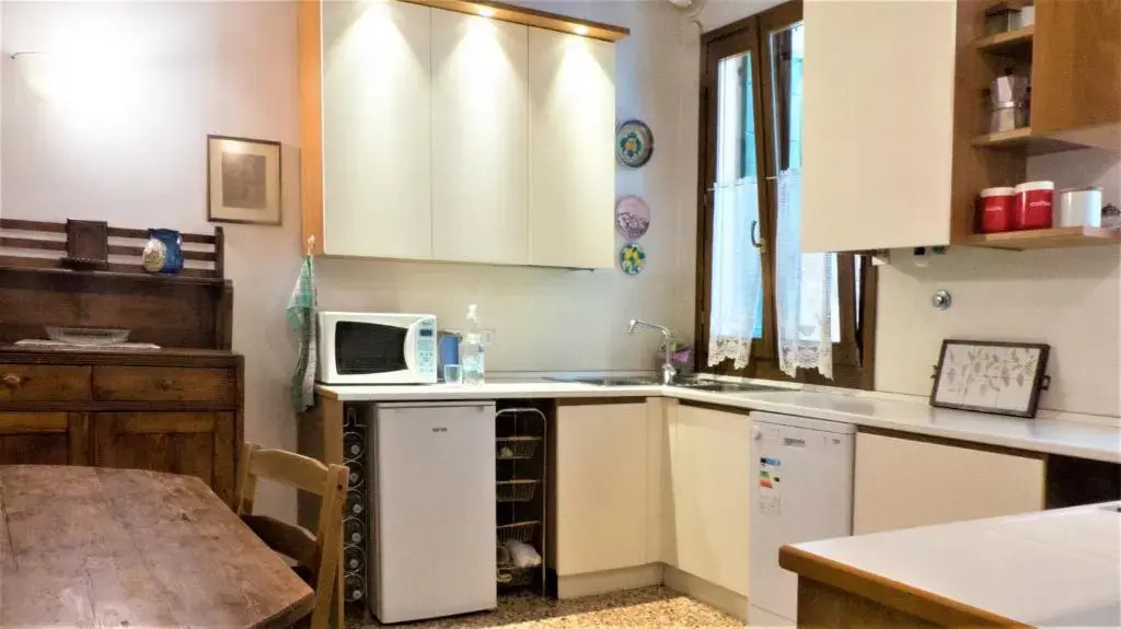 Venezianamente Apartments - Venice City Centre