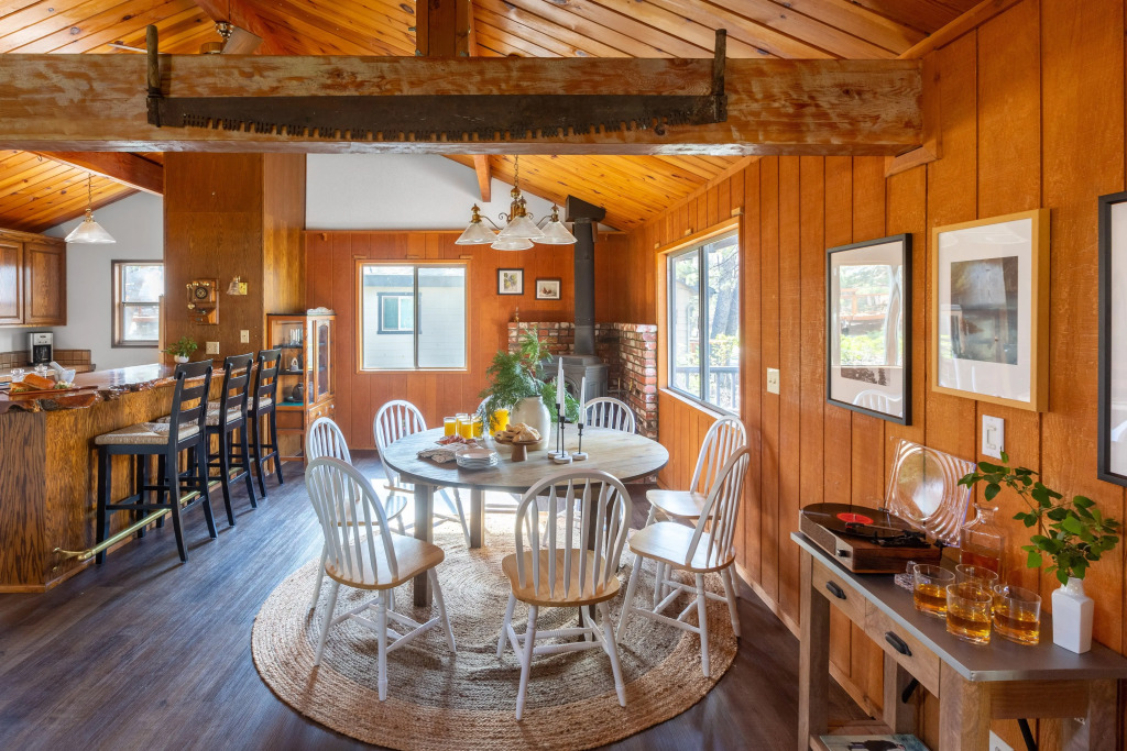 Turtlebear by Avantstay Gazebo Dining + Table Tennis National Forest Backyard + Mins to Snow Summit Turtlebear