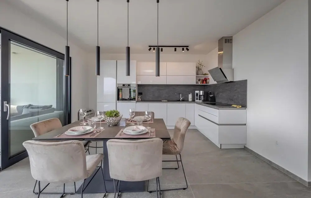 Nice Apartment in Kostrena With 3 Bedrooms and Wifi