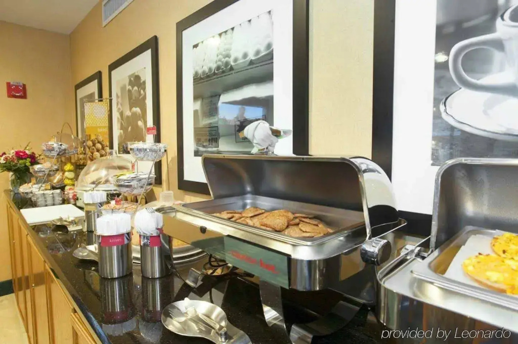 Hampton Inn & Suites by Hilton San Diego SeaWorld Near Old Town