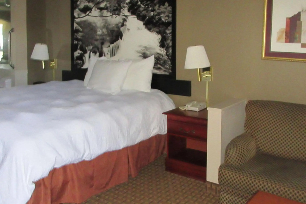 Super 8 by Wyndham Manchester TN
